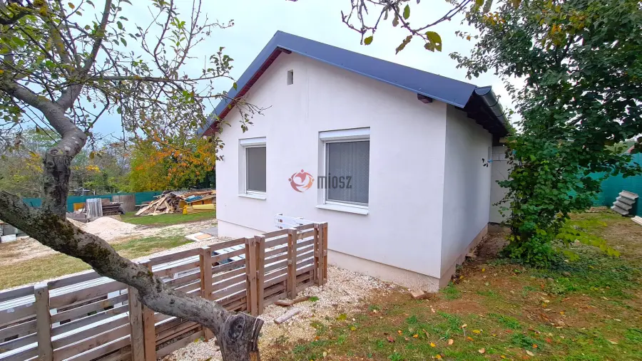 Albérlet, kiadó új építésű családi ház, Csömör